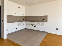 Poslovni prostor — Zelengorska — fotografija 6