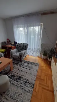 Kuća — Belotinac — fotografija 10