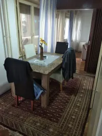 Više od tri spavaće sobe stan — Obrenovićeva — fotografija 9