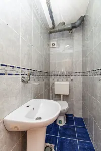 Više od tri spavaće sobe stan — Stara železnička kolonija — fotografija 15