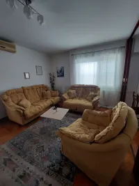 Trosoban stan — Prvomajska — fotografija 1