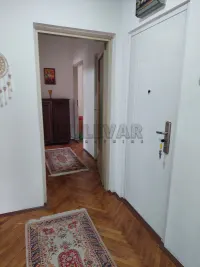 Trosoban stan — Prvomajska — fotografija 11