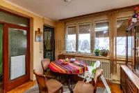 Više od tri spavaće sobe stan — Sinđelićev trg — fotografija 9