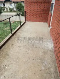 Kuća — Doljevac — fotografija 13