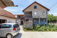 Kuća — Humska — fotografija 3