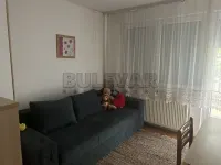 Dvoiposoban stan — Kej Kola srpskih sestara — fotografija 3