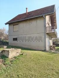 Kuća — Staro Momčilovo — fotografija 2