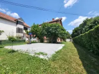 Kuća — Jesenjinova — fotografija 3