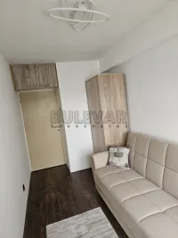 Trosoban stan — Bulevar dr Zorana — fotografija 6