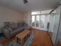 Dvosoban stan — Bulevar Nemanjića — fotografija 1