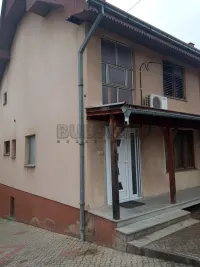 Kuća — Karađorđeva — fotografija 12