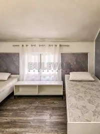 Kuća — Bulevar 12. februar — fotografija 26