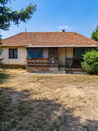 Kuća — Knežica — fotografija 10