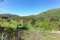 Kuća — Ostrovica — fotografija 16