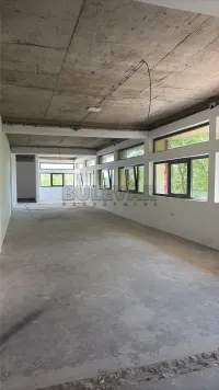 Poslovni prostor — Bulevar svetog cara — fotografija 1
