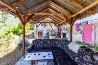 Kuća — Ostrovica — fotografija 23