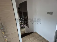 Troiposoban stan — Dragiše Cvetkovića — fotografija 19
