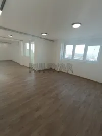 Poslovni prostor — Nade Tomić — fotografija 1