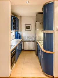 Dvoiposoban stan — Trg 14. oktobra — fotografija 7