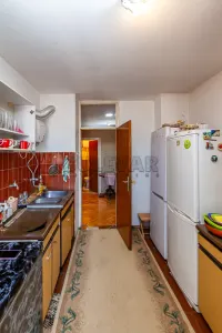Više od tri spavaće sobe stan — Generala Milojka Lešjanina — fotografija 5