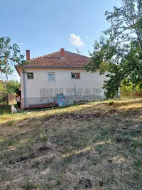Kuća — 29. novembra — fotografija 2