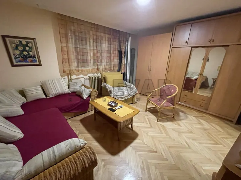 Jednosoban stan, Bulevar Nemanjića Zona 3, Niš