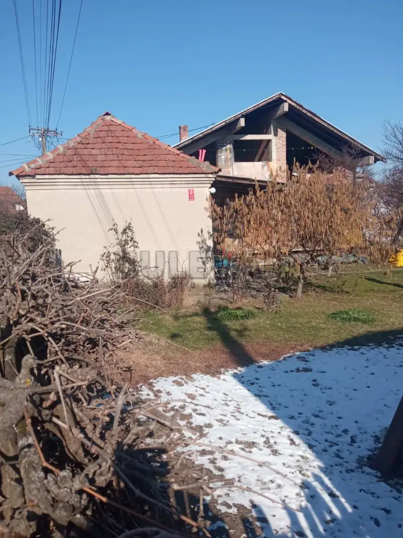 Trosoban kuća, Aerodrom, Kragujevac