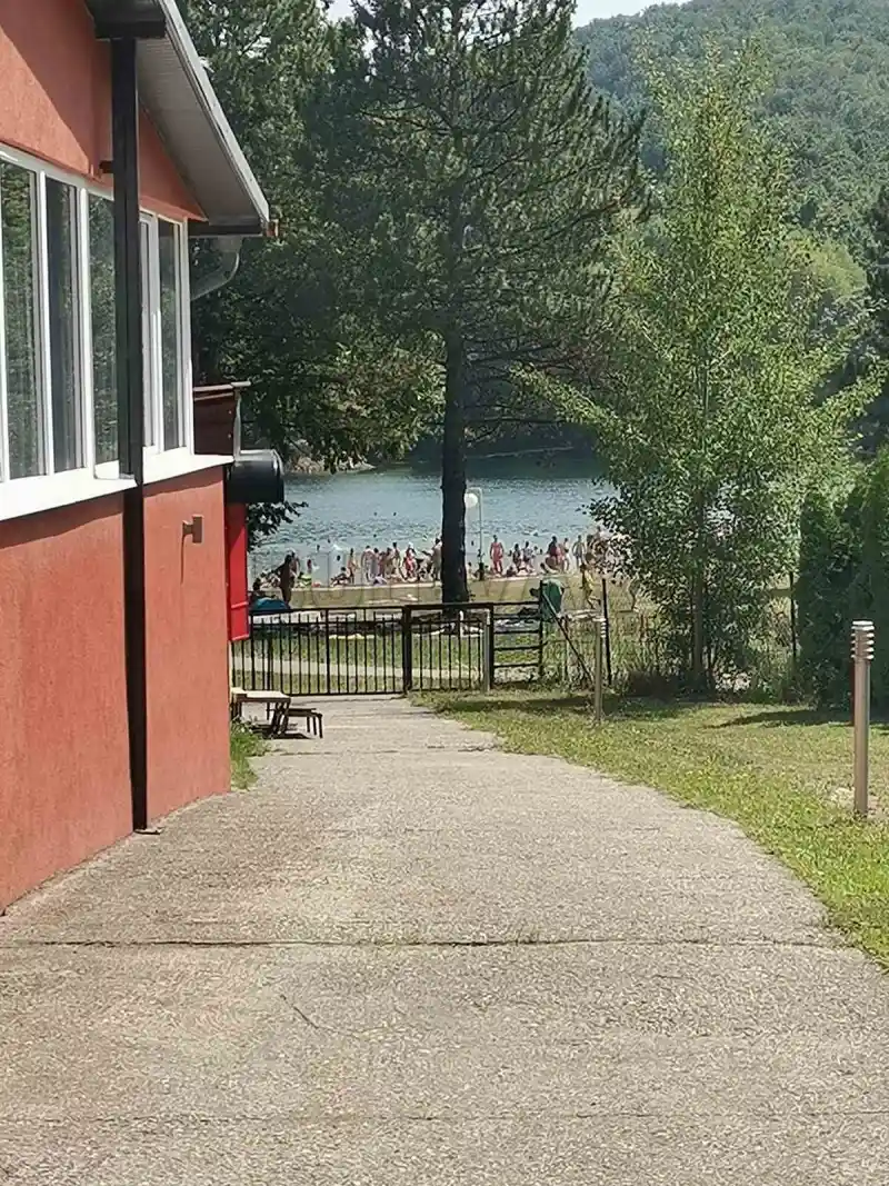 Više od tri spavaće sobe poslovni prostor, Borsko jezero, Bor, Borsko jezero