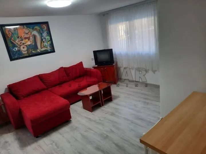 Jednoiposoban stan, Durlan, Niš