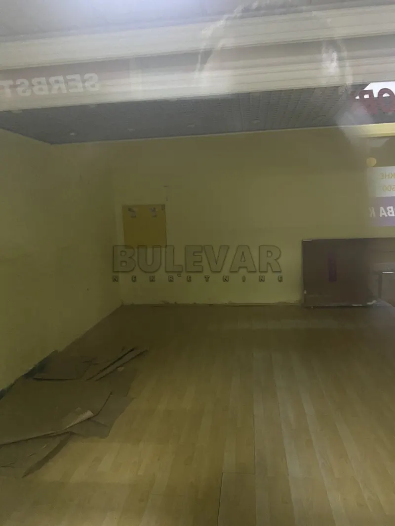 Garsonjera - Studio poslovni prostor, Centar, Niš, Trg kralja Milana