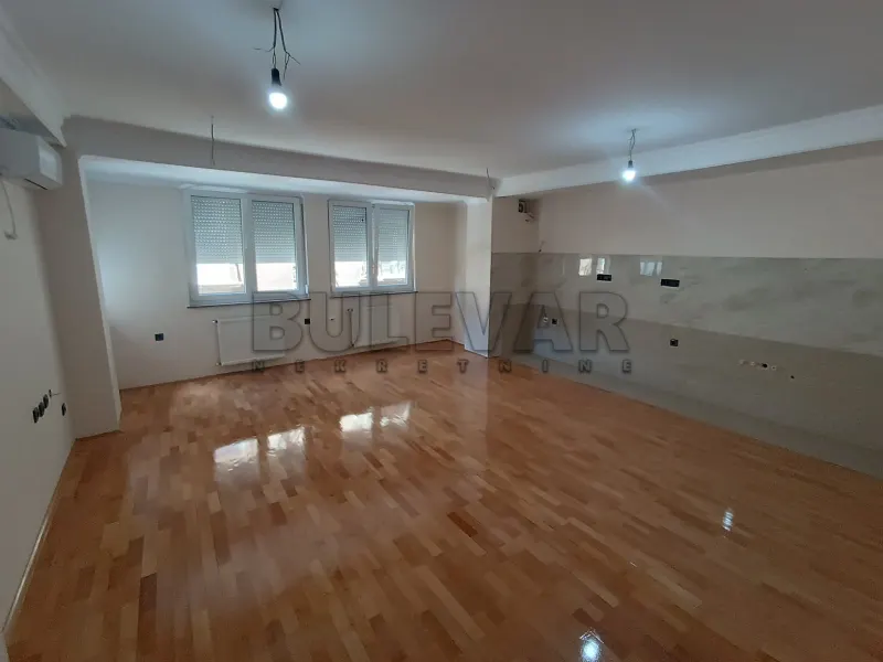 Dvoiposoban stan, Centar, Niš