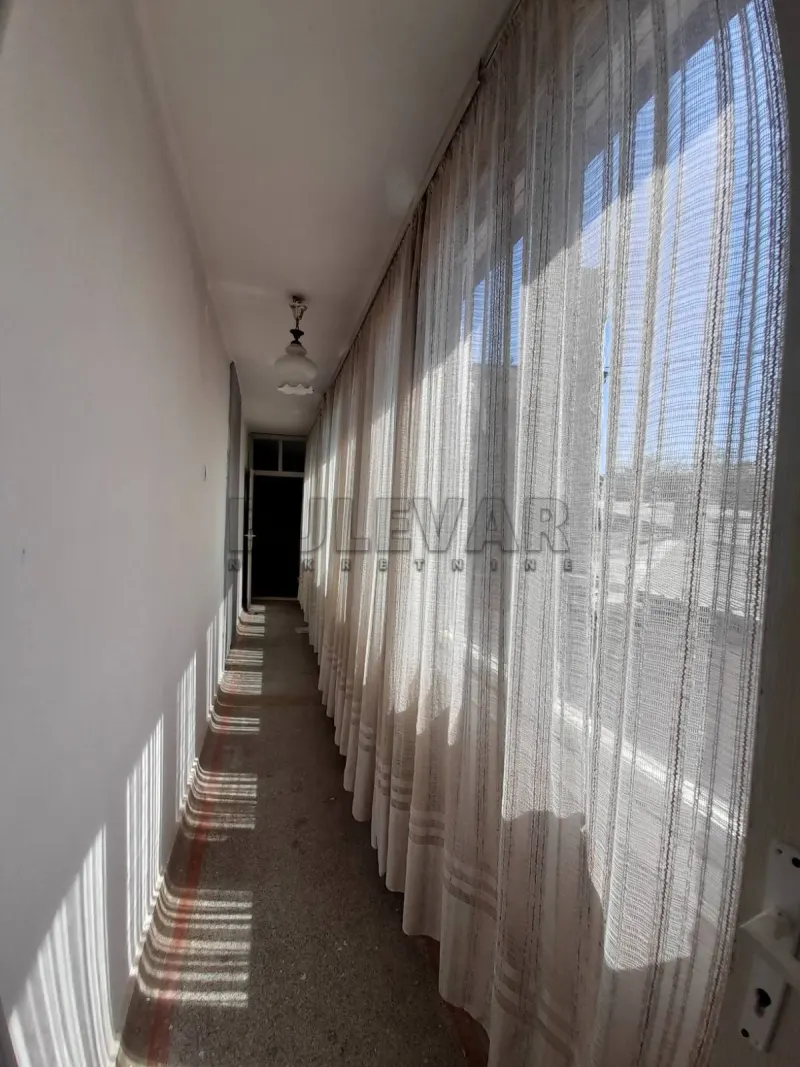 Više od tri spavaće sobe poslovni prostor, Marger, Niš