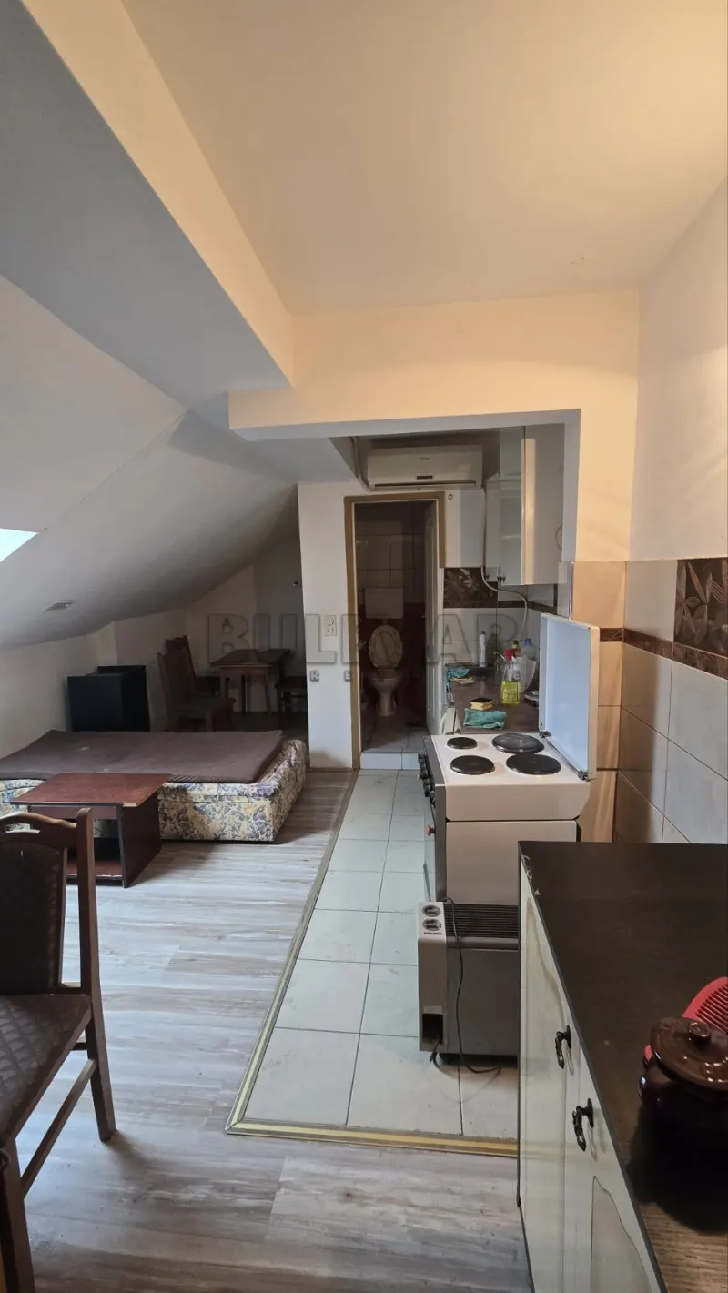 Garsonjera - Studio stan, Gradska bolnica, Niš