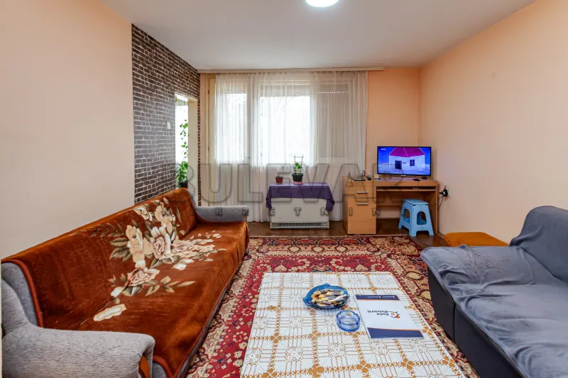 Troiposoban stan, Park Svetog Save, Niš