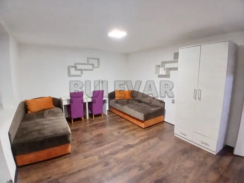 Garsonjera - Studio stan, Trošarina, Niš