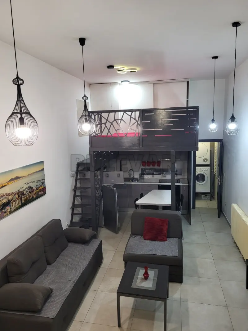 Garsonjera - Studio stan, Centar, Niš