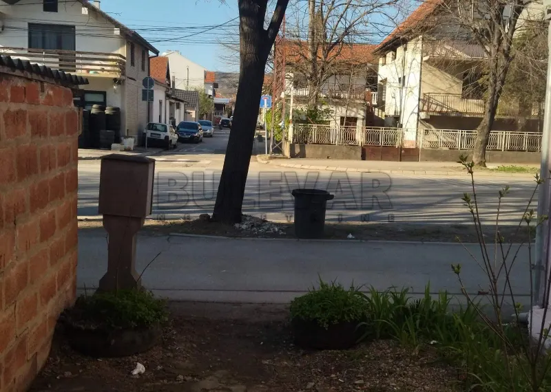 Plac, Durlan, Niš