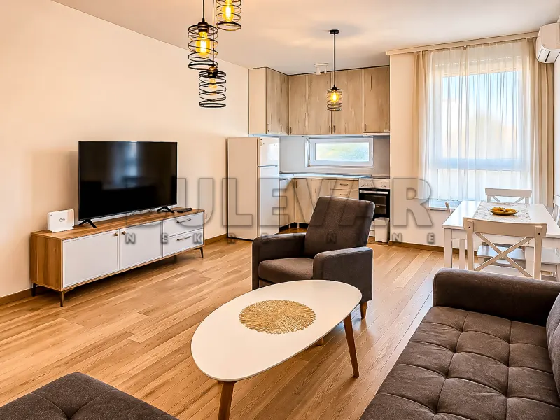 Garsonjera - Studio stan, Kičevo, Niš, Вардарска