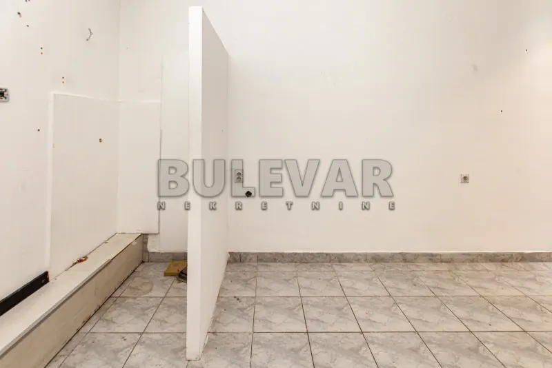 Poslovni prostor, Centar, Niš, Obrenovićeva