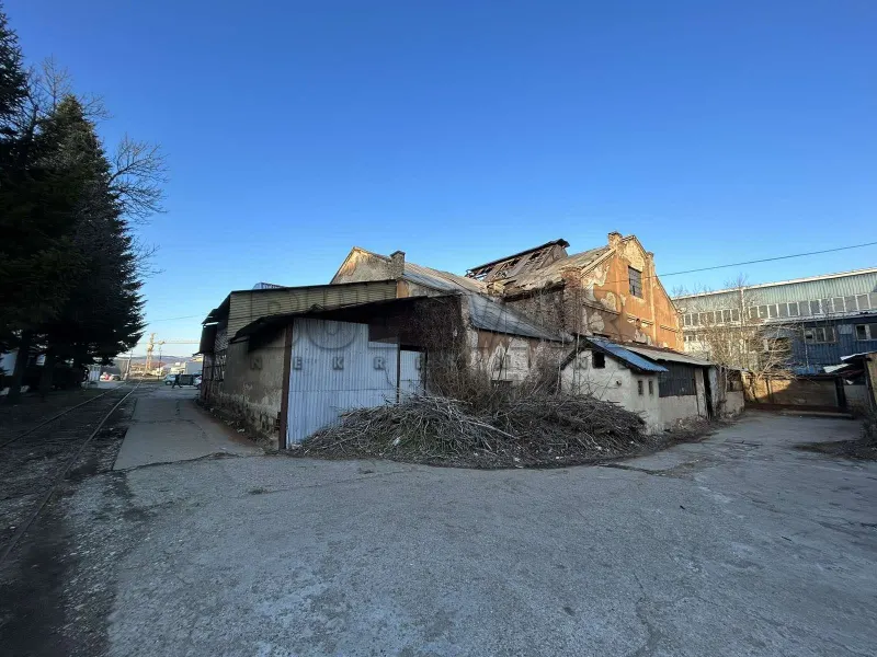 Više od tri spavaće sobe poslovni prostor, Crveni krst (Duvanska), Niš