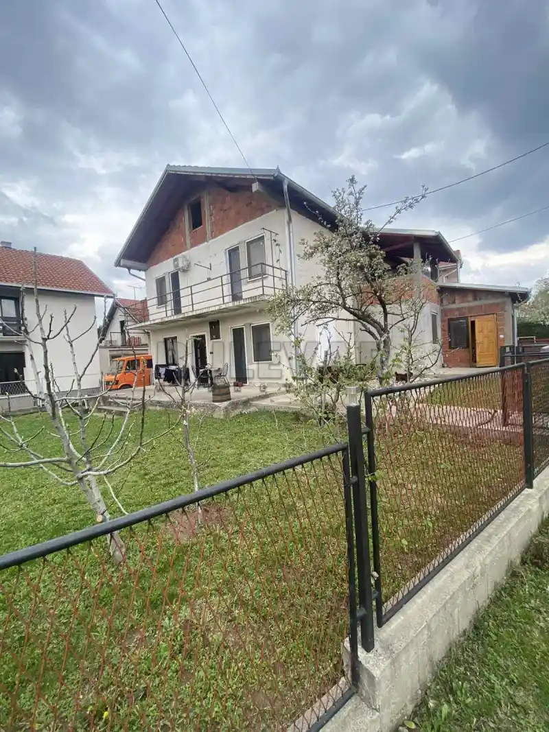 Kuća, Stanovo, Kragujevac