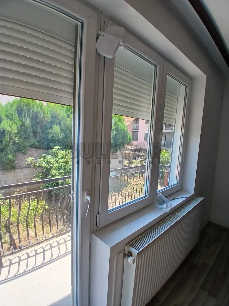Više od tri spavaće sobe poslovni prostor, Bubanj, Niš, Jove Tošića