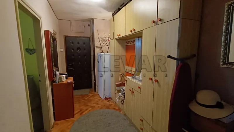 Dvoiposoban stan, Centar, Leskovac