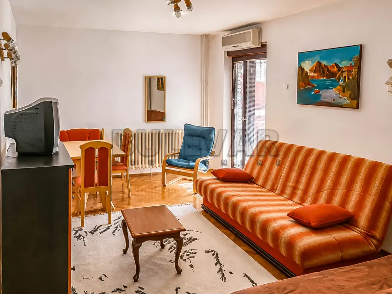 Garsonjera - Studio stan, Centar, Niš