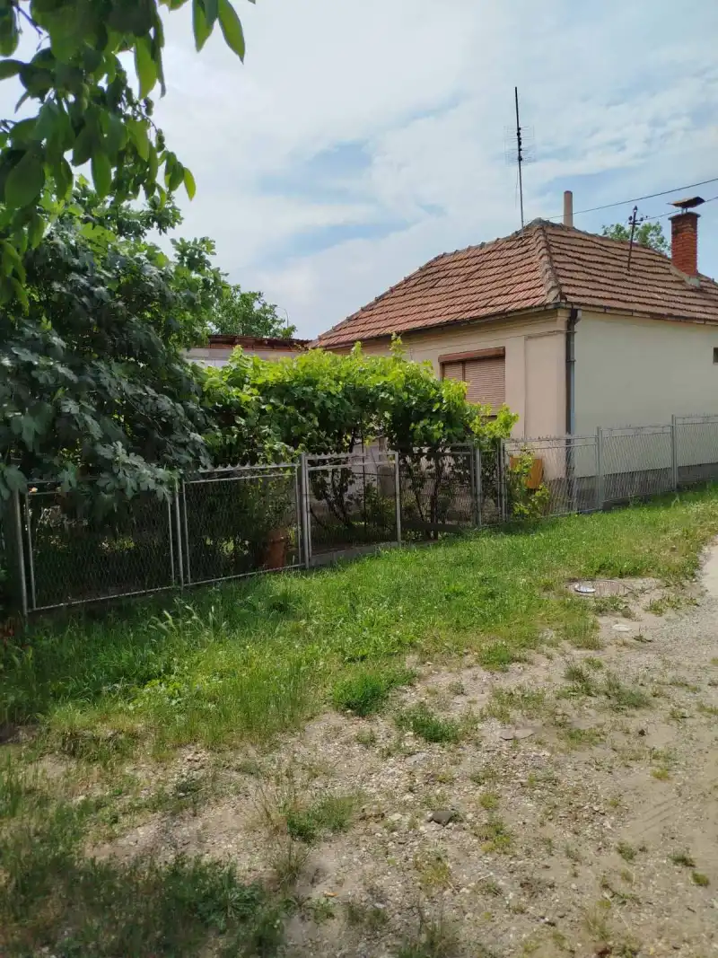 Više od tri spavaće sobe kuća, Stara Zvezda, Kragujevac