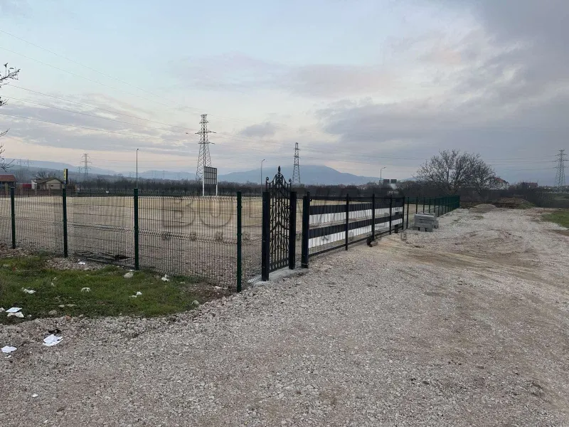 Plac, Donji Matejevac 1, Niš