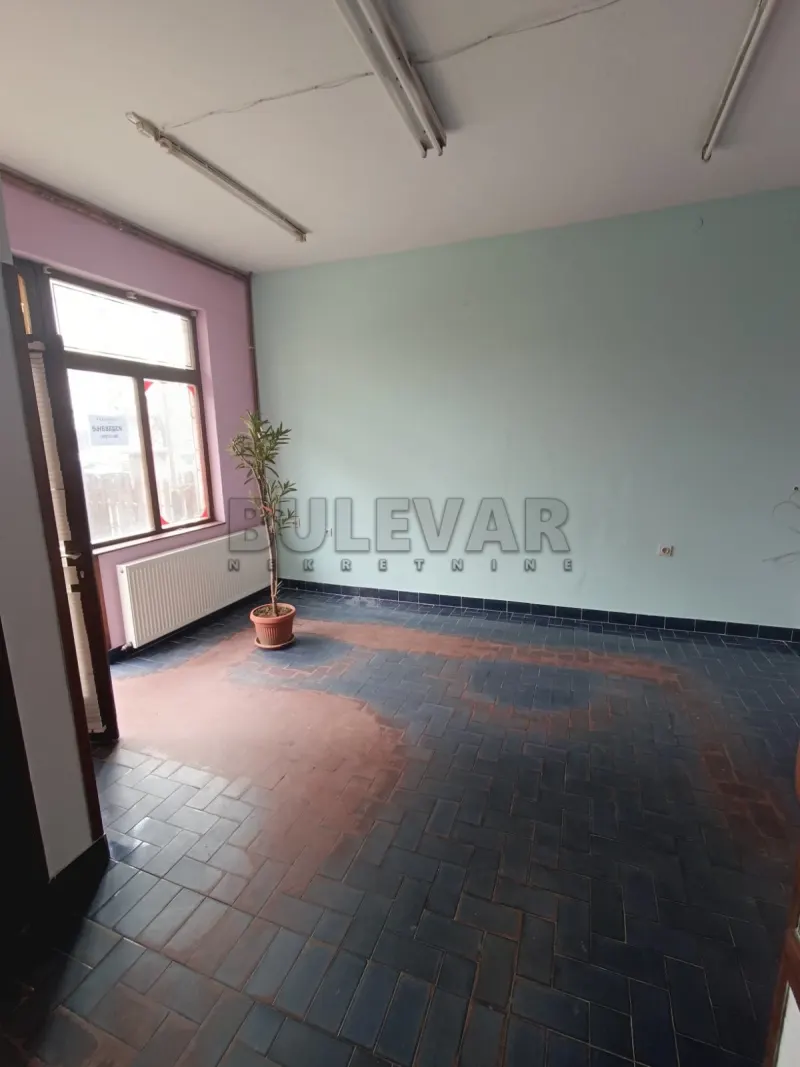 Garsonjera - Studio poslovni prostor, Durlan, Niš
