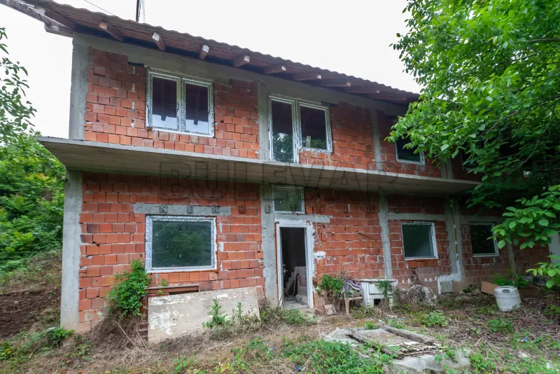 Više od tri spavaće sobe kuća, Gabrovac, Niš