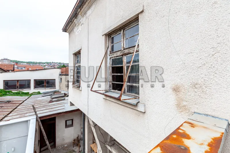 Više od tri spavaće sobe poslovni prostor, Centar, Niš