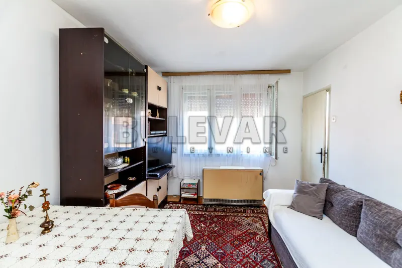 Jednoiposoban stan, Apelovac, Niš